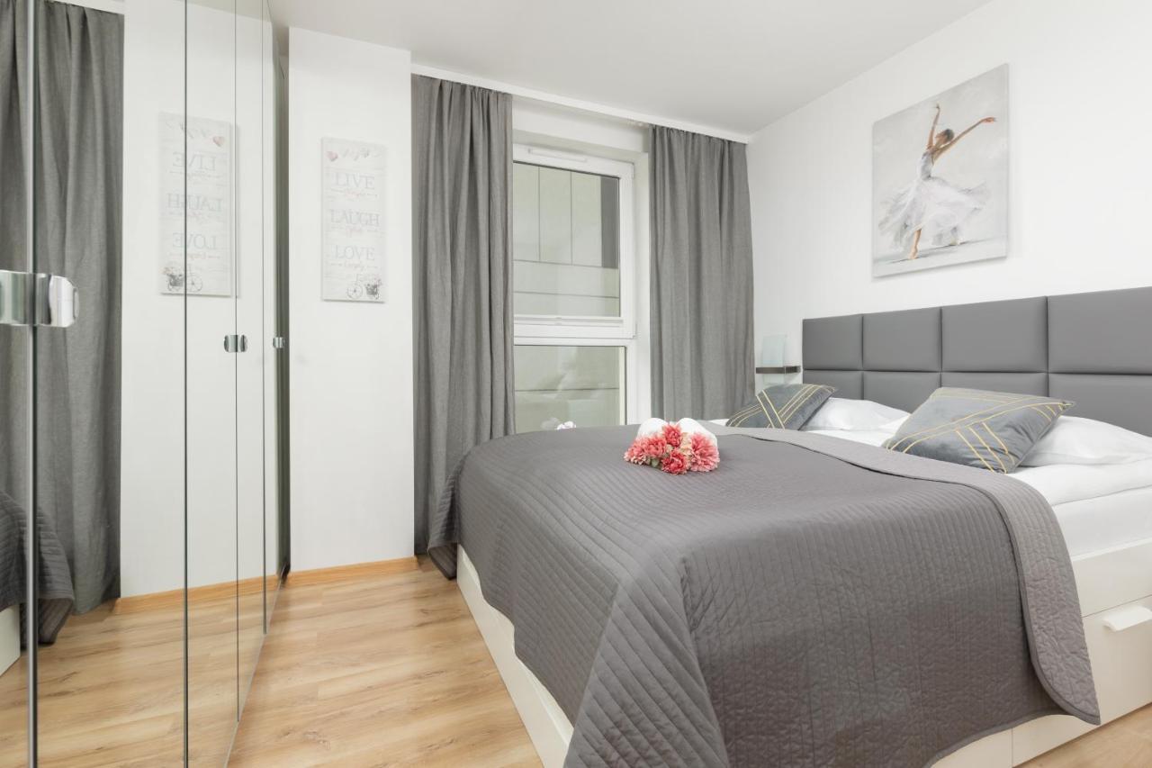 Warszawa Wawrzyszewska Apartment By Noclegi Renters Ngoại thất bức ảnh